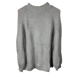 GUESS Mockneck Ultra-Soft Grey Ribbed Sweater Sz M EUC Lt Grey Long Sleeves